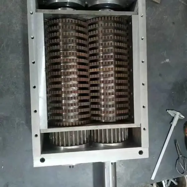 玖科 厂家直销H13 钢筋 撕碎机刀具,铁皮撕碎机刀具,生活垃圾撕碎机刀具