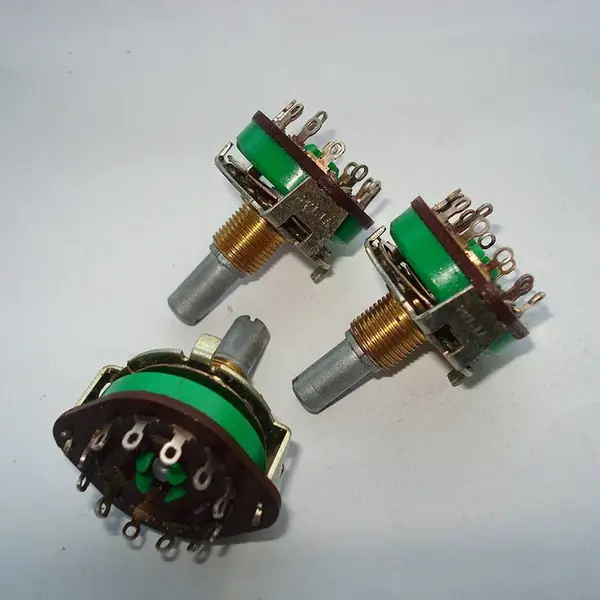 ALPS��������1050R 2000������Ƶ�л����ο��� SRRM1C7800 12��