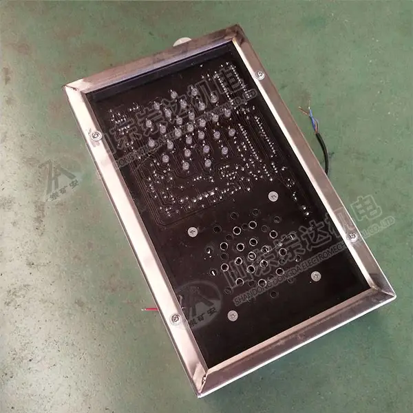 岽达煤矿井下KXB127隔爆兼本安型语言声光报警器交叉口提示器