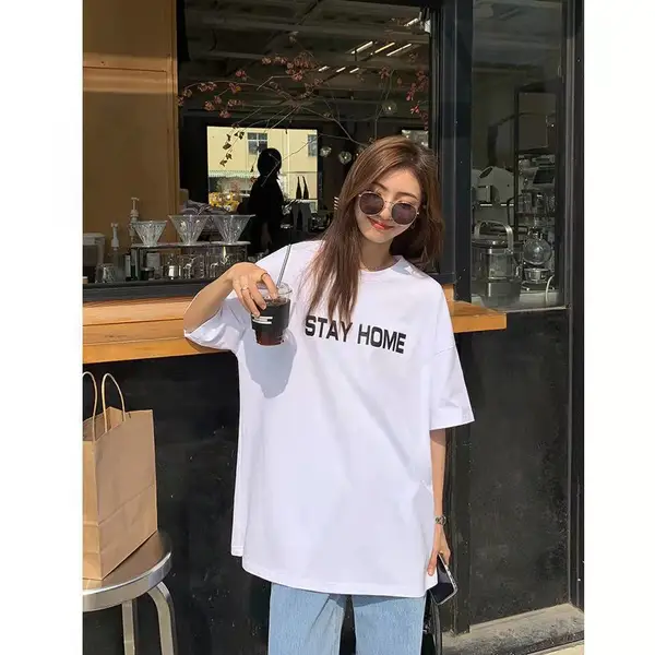 ���Ϻ���ʯ�ĵ�̯��װ�����г������ﺫ��ŮװT��������Ůװ��Դ