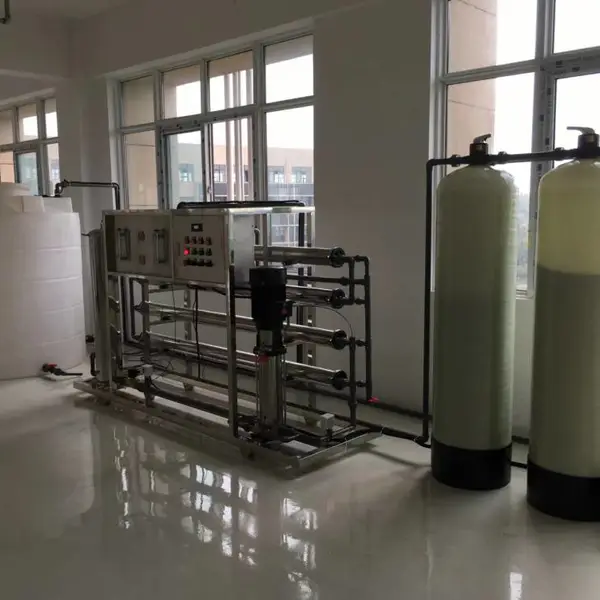 仙桃去离子水设备供应 1T/H2T/H反渗透纯水设备润新PLC全自动