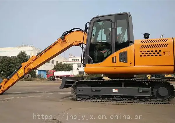 供应9吨履带液压挖掘机JY90-9加宽500mm履带钢板抓地力