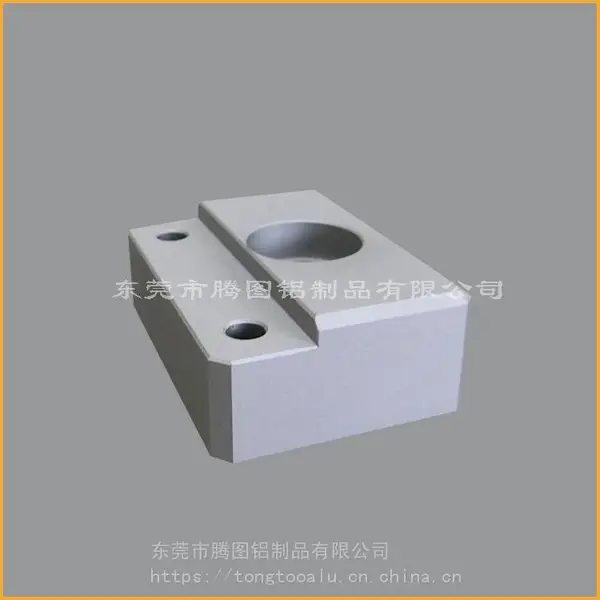 东莞CNC加工厂 LED灯具外壳加工 铝合金汽车零配件定制工厂