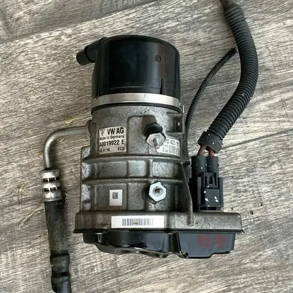 保时捷卡宴大众途锐转向方向助力泵/器 95831415503 7P0423155D
