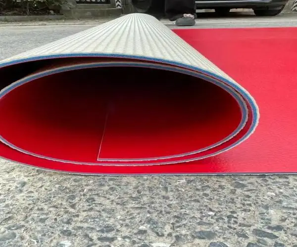 加厚 PVC 地胶 定制 PVC 场地地胶 篮球场 静音减震 定制加工商