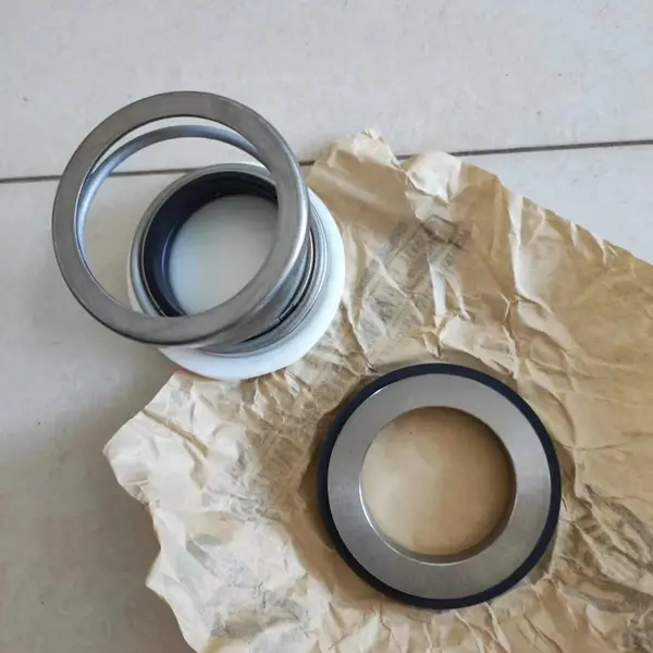 派克P14液压泵机械油封