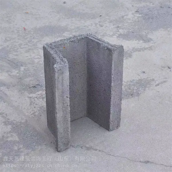 山西矩形梯形混凝土U型水泥管 河南农田灌溉水泥水槽 预制品生产厂