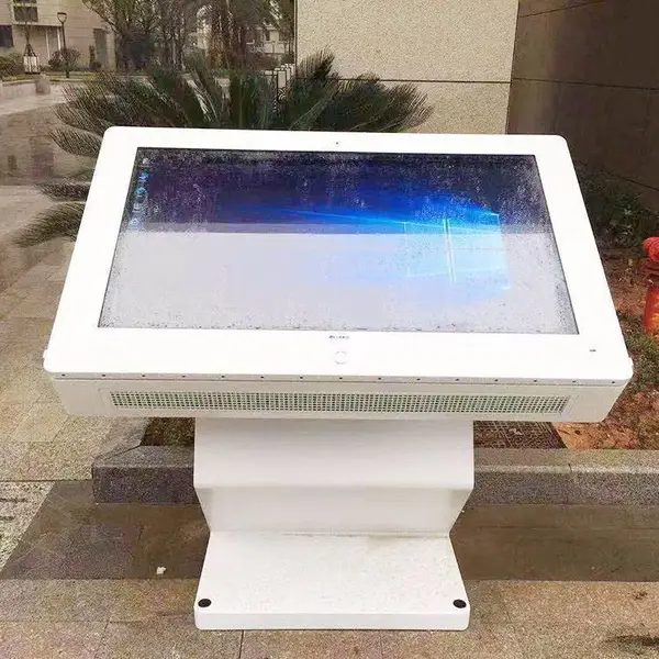55”高清24小时户外液晶触摸一体机