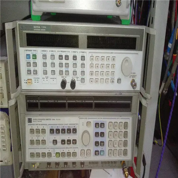 ����ԭװ���� ����HP8340B �ϳ�ɨ���ź�Դ 10Mhz-26.5Ghz