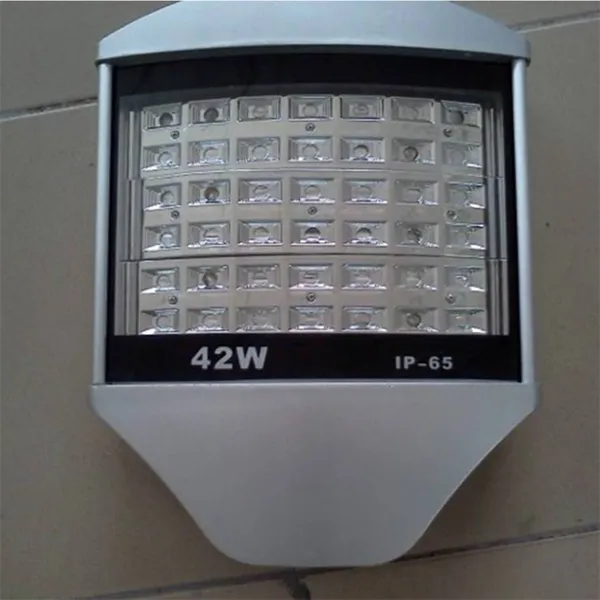 芯鹏达42W平板路灯头防爆铝材城市大桥照明XPD-PB09