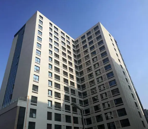 四川成都一体板工厂生产-室外真石漆仿石漆保温装饰板一体板