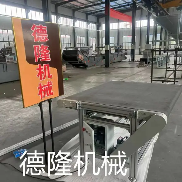 化纤毛毡皮带碳毡传送带加工吸油毛毡传动设备防磕碰毛毡输送机