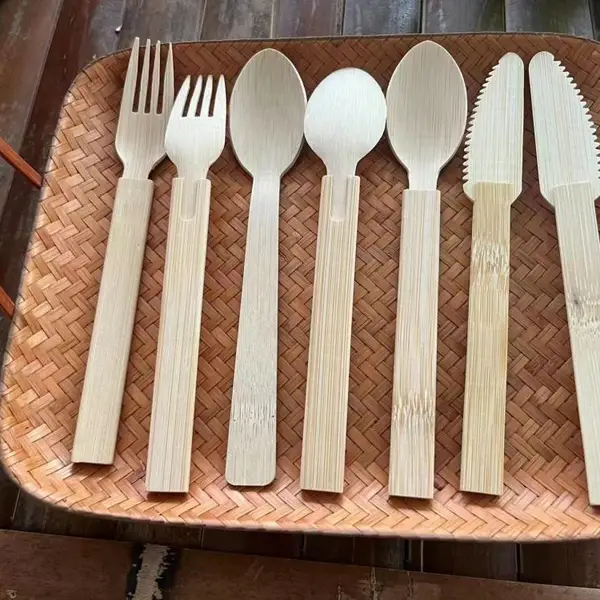 竹制品：竹刀、竹勺、竹叉