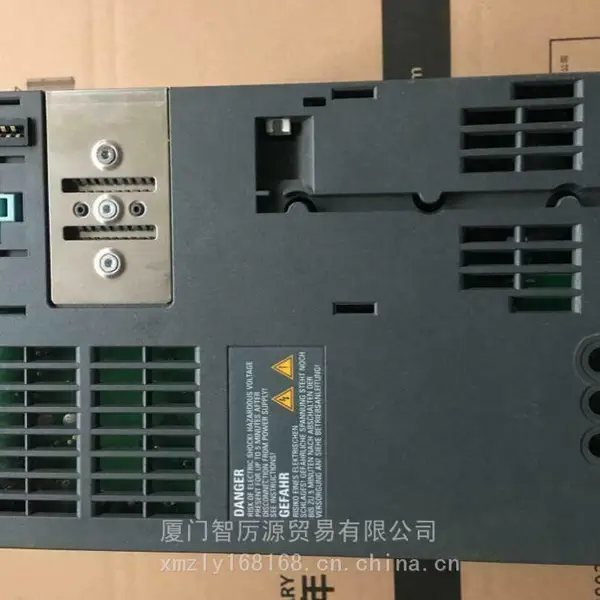 20F11NC030JA0NNNNN 变频器 正品