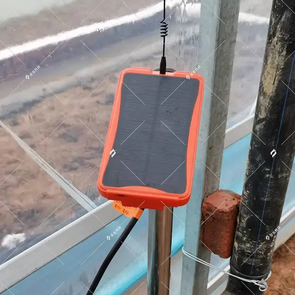 睿农太阳能供电阀门控制器4G远程无线开关灌溉喷淋系统智能控制器