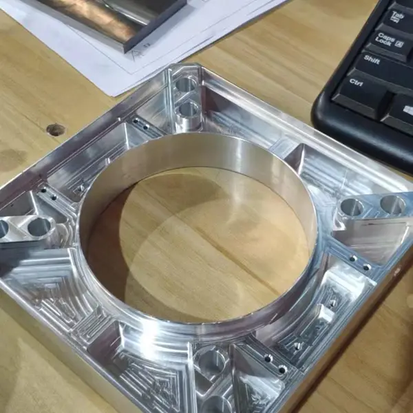 CNC���ӹ����Ͻ����ͭ���������Ǳ궩�ƶ�����е���س���