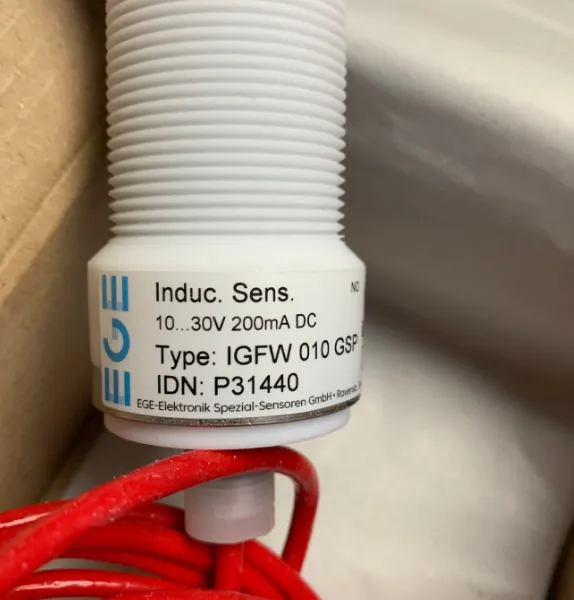 ���ƹ�Ӧ EGE-Elektronik ��λ���� P31440