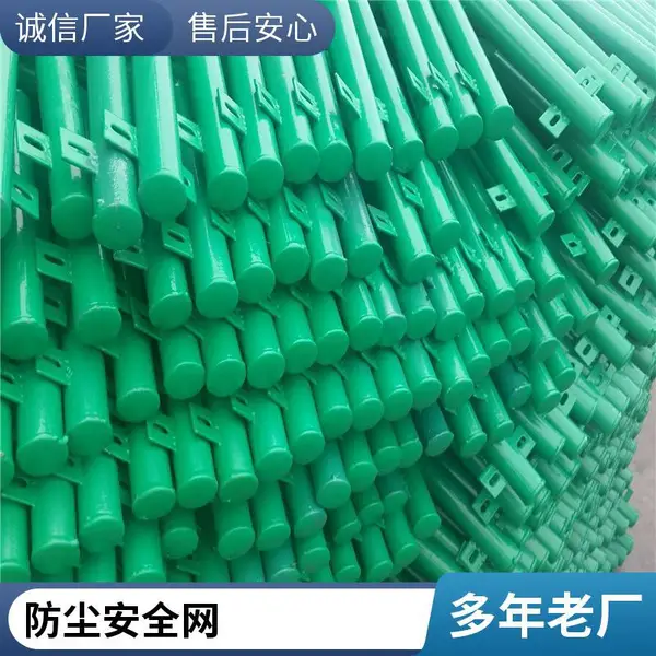 足球场防护网 体育围网 镀锌钢管框架 网孔5cm 可安装