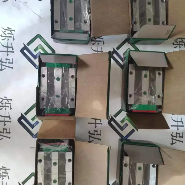 现货HIWIN直线导轨传动轨道RGW25CC滚珠滑块RGW25HC