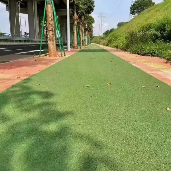 和田市咏彩兴邦MMA陶瓷颗粒防滑路面透水沥青胶粘石施工队