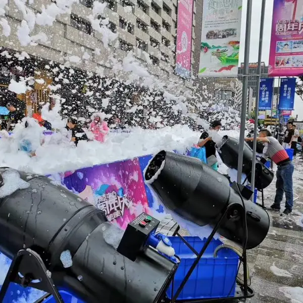 江苏梦幻泡泡机租赁 晚会雪花机 人工造雪机出租多少钱一台