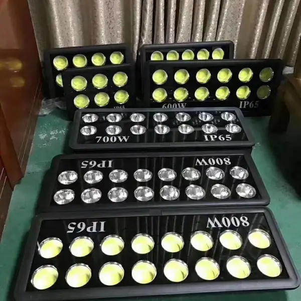 芯鹏达户外LEDCOB大功率投光灯 500W600W700W800W公园照明XPD-TG01