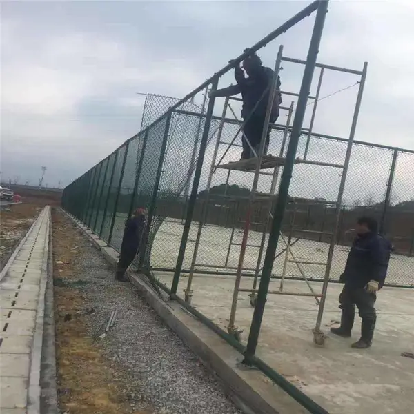 球场护栏网安装 成都球场护栏 球场铁丝网围栏