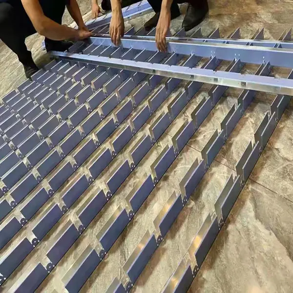 酒店大堂铝格栅吊顶 室内铝合金格栅天花欧百得