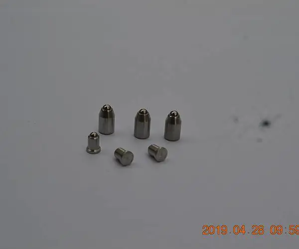 自贡光身碰珠_志坤五金_门_内六角_本色_M5*12_卡式