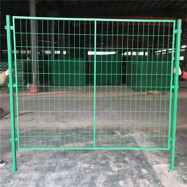 场地防护隔离栅 常州场地防护隔离栅 场地防护隔离栅直销 旺俊