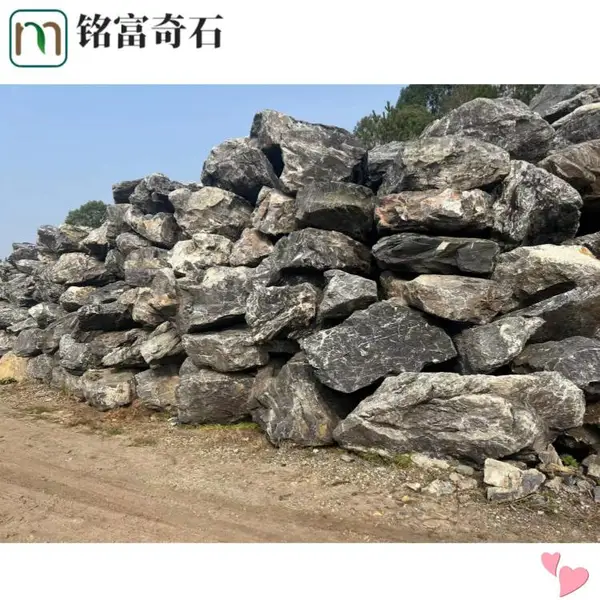 黑山石中式风格花园,1-2米吨位黑山石点缀,深圳黑山石报价