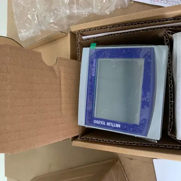 ����������� M800 4ͨ��