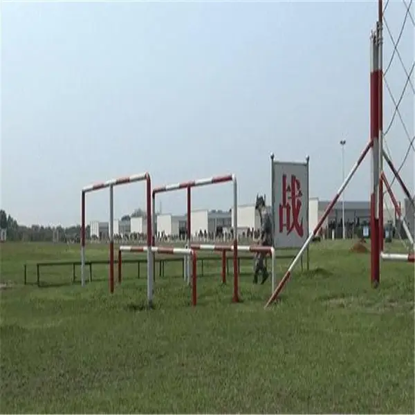 玉林 渡海登岛器材 意志训练场器材 斜木板 防护海绵垫