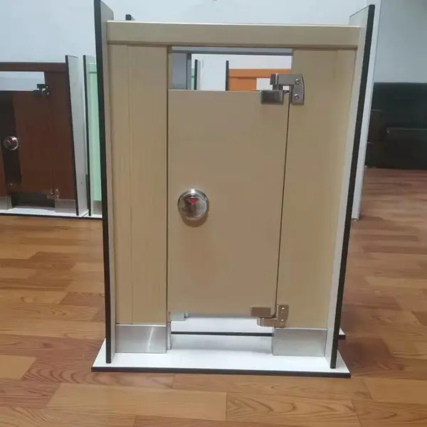 河南卫生间隔断厂-公共洗手间产品应用需求