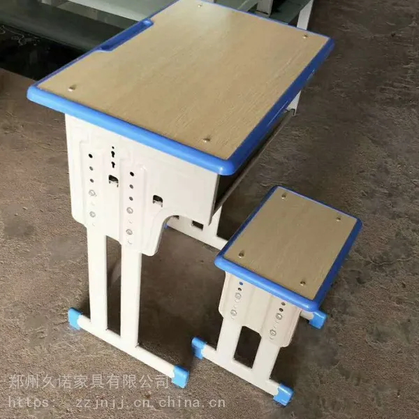 河南课桌椅厂家直销,周口中小学生专用课桌椅,周口连体课桌椅