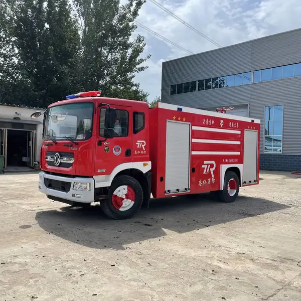 东风水罐消防车 福田救援车景区公园消防巡逻车流量大射程远