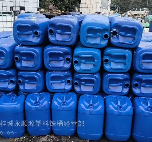 佛山购销各种二手大小胶桶塑料桶铁桶油桶翻新25升50升200升160升125大口桶开口法兰桶双环桶1000升吨桶