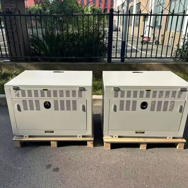 电焊机长耐焊600A焊割两用自动稳压