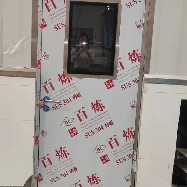 净化室专用门 洁净门窗 隔音隔热 承接工程项目