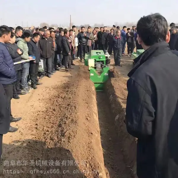 枸杞苗圃冬耕施肥机 自动开沟回填一体机 履带旋耕机