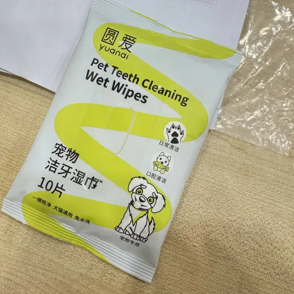 工厂OEM各种包装小白鞋湿巾、宠物湿巾、婴儿湿巾、口手湿巾、超迷你湿巾