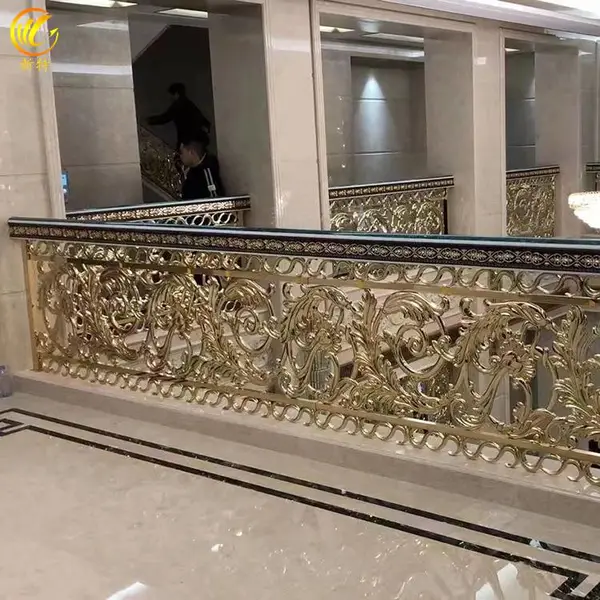 铜板材料室内楼梯栏杆 别墅香槟金豪华铜护栏图片 新特