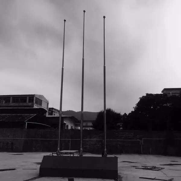 �������������������������졢ѧУ��˵ĸ߶�