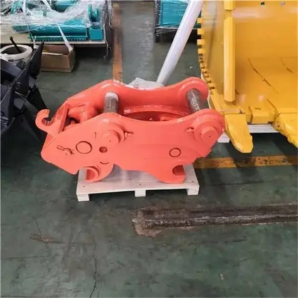 挖掘机快换器 挖掘机铲斗快换接头 视频 图片