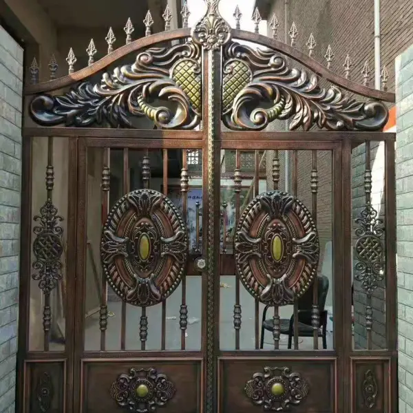 贵阳铝艺大门安顺市政围栏毕节铁艺大门遵义锌钢护栏都匀铁艺大门