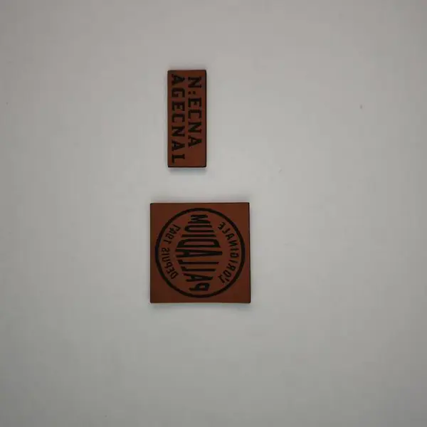 激光镭雕加工,激光纸张镂空,激光刻字加工。非金属制品激光加工。