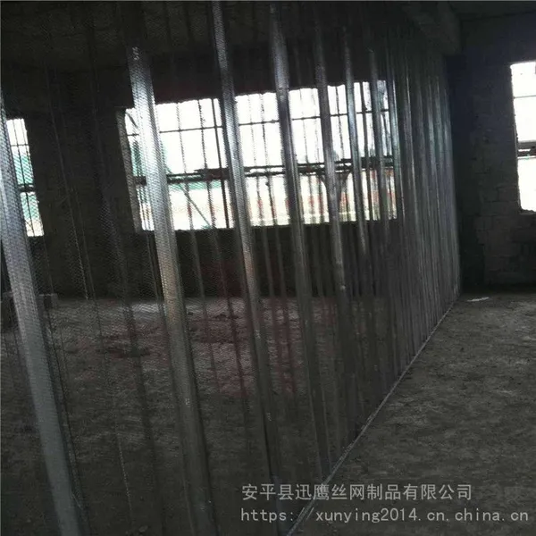 中孔内膜金属网哪里有卖 中空内模网菱型网 济南市轻型有筋扩张网