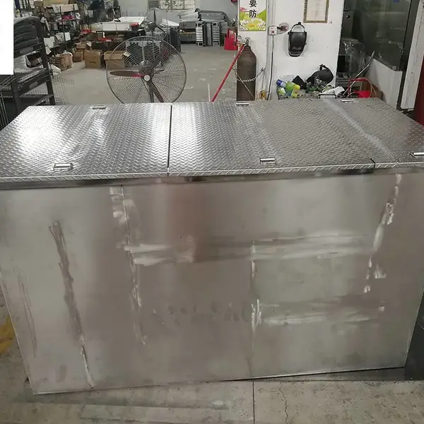 餐厅无动力油水分离器_绿森环保LS-50隔油池_地埋油水分离器供应