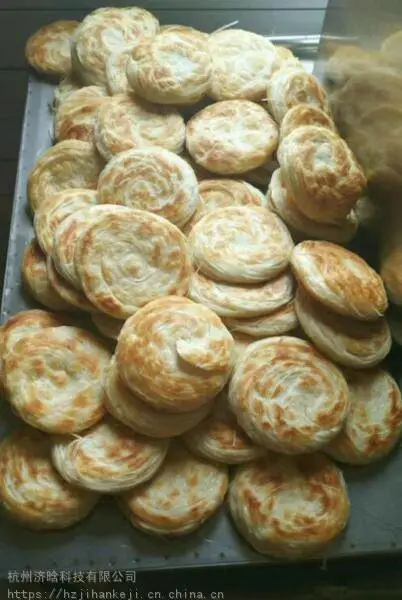 老潼关肉夹馍饼自动成型机,白吉馍制作机器设备,白吉饼胚成套生产线