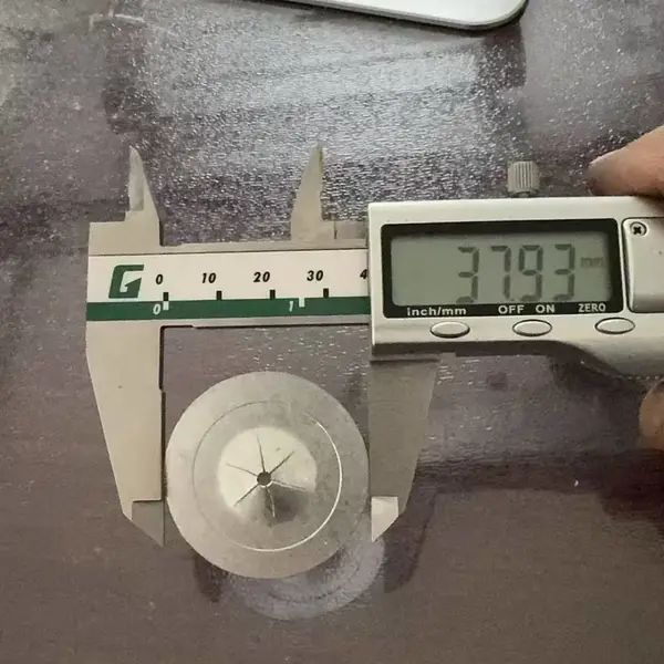 镀锌自锁压板 罐体包覆 受力均匀 现货供应商